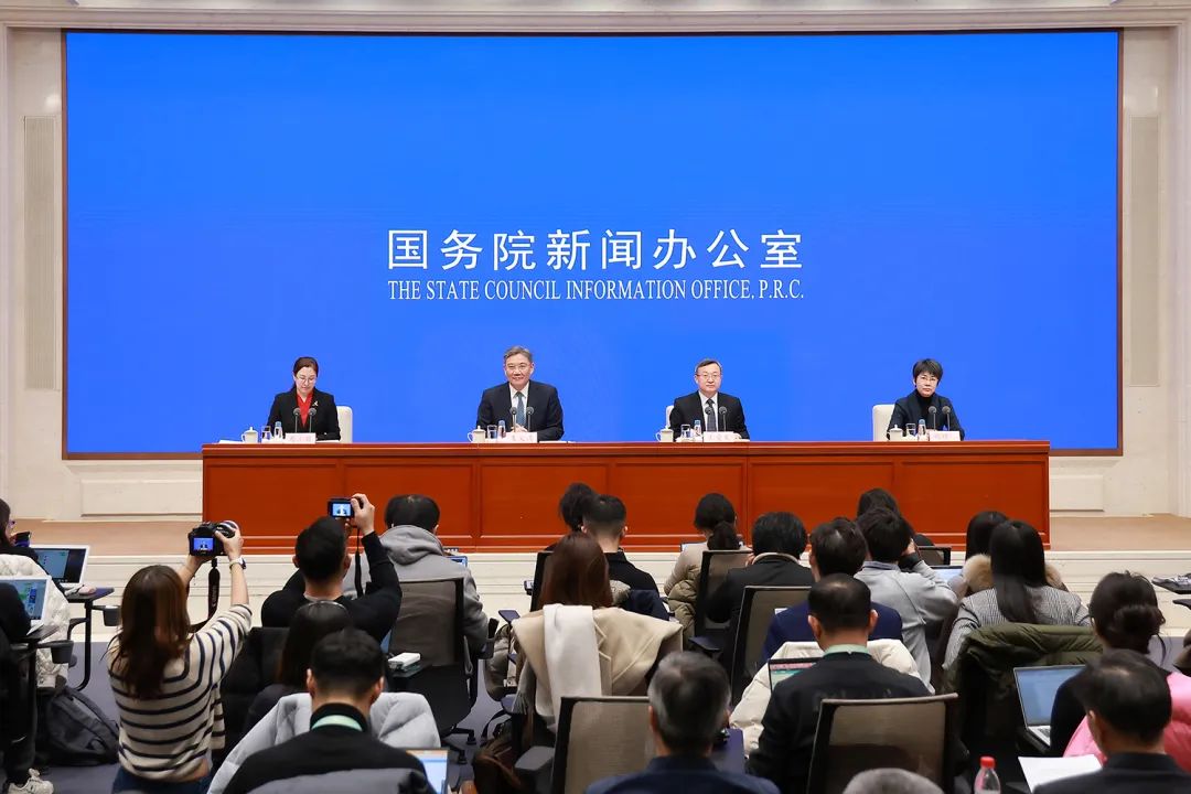王文涛部长出席国新办新闻发布会 介绍商务高质量发展有关情况